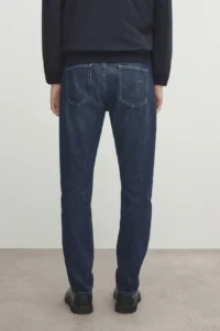 Slim-fit enzymatic jeans - Görsel 3